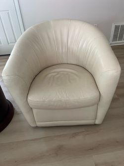 Natuzzi Editions swivel barrel chairs $20