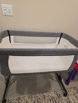 Bedside bassinet