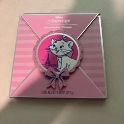 Merie makeup pallet. Disney