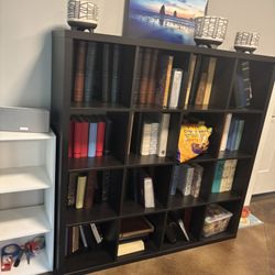 Hallax Book Case