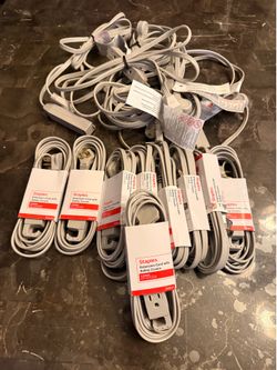 Staples TECH 8Ft. Extension Cord - 3 Outlets