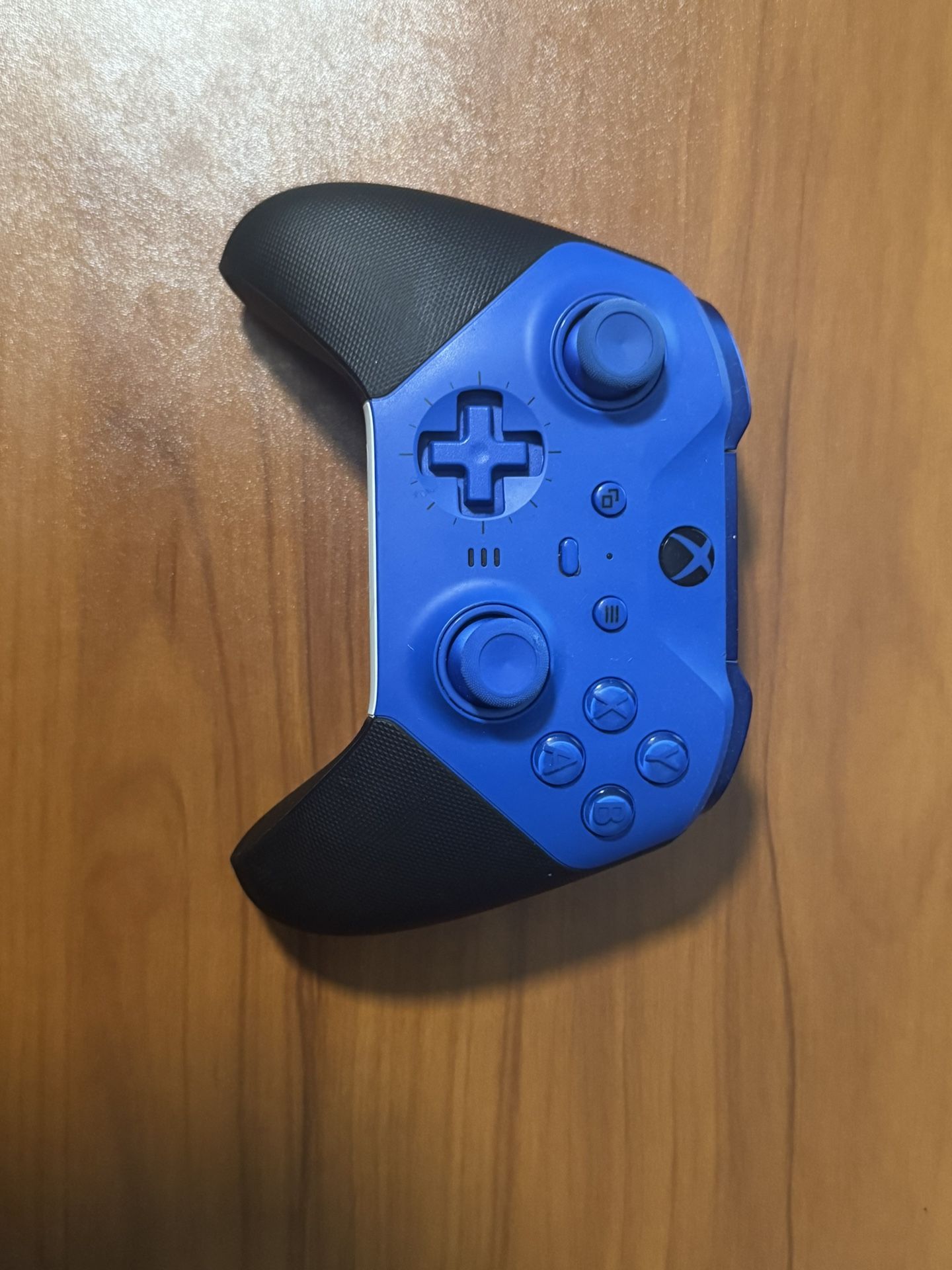 Xbox elite series controller