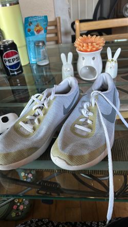 Women Sneakers