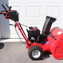 Troy-Bilt Snow blower (free Delivery)