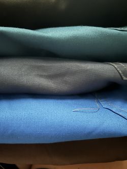 NEW Men’s Scrub Tops Size XS