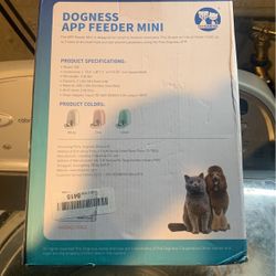 Dogness Mini App Feeder for Dogs, Cats, and Pets, holds up to 2 Liters of dry food