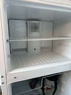 Electrical appliance, a refrigerator