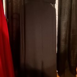 Mermaid Dress With Slit In Middle Front 