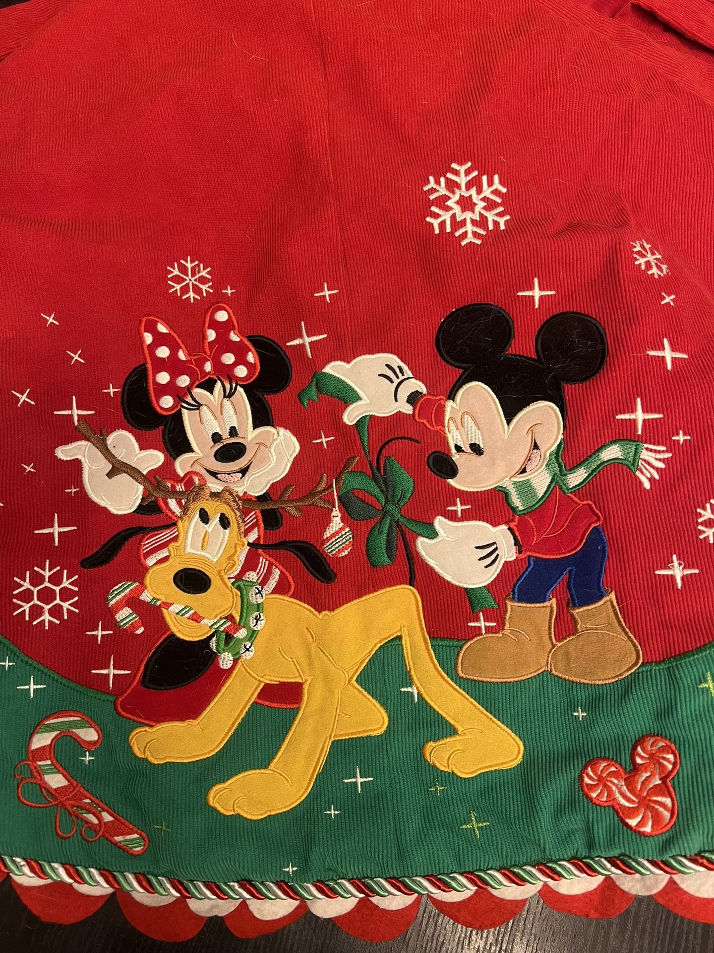 Disney - Mickey Mouse Christmas Tree Skirt