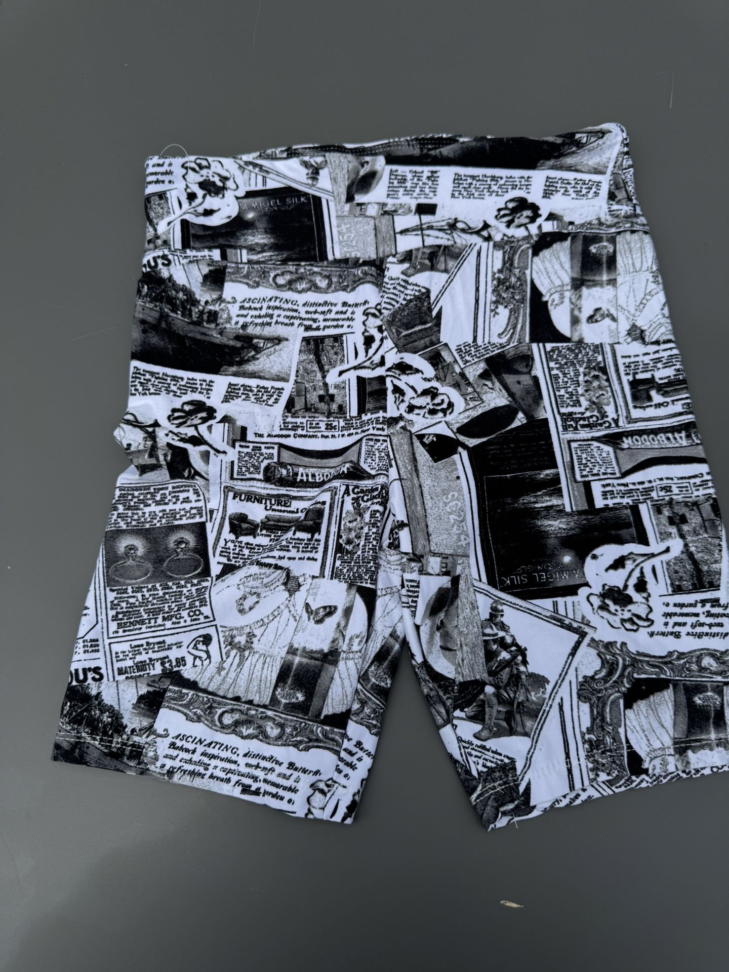 No Comment Mens shorts Size Large