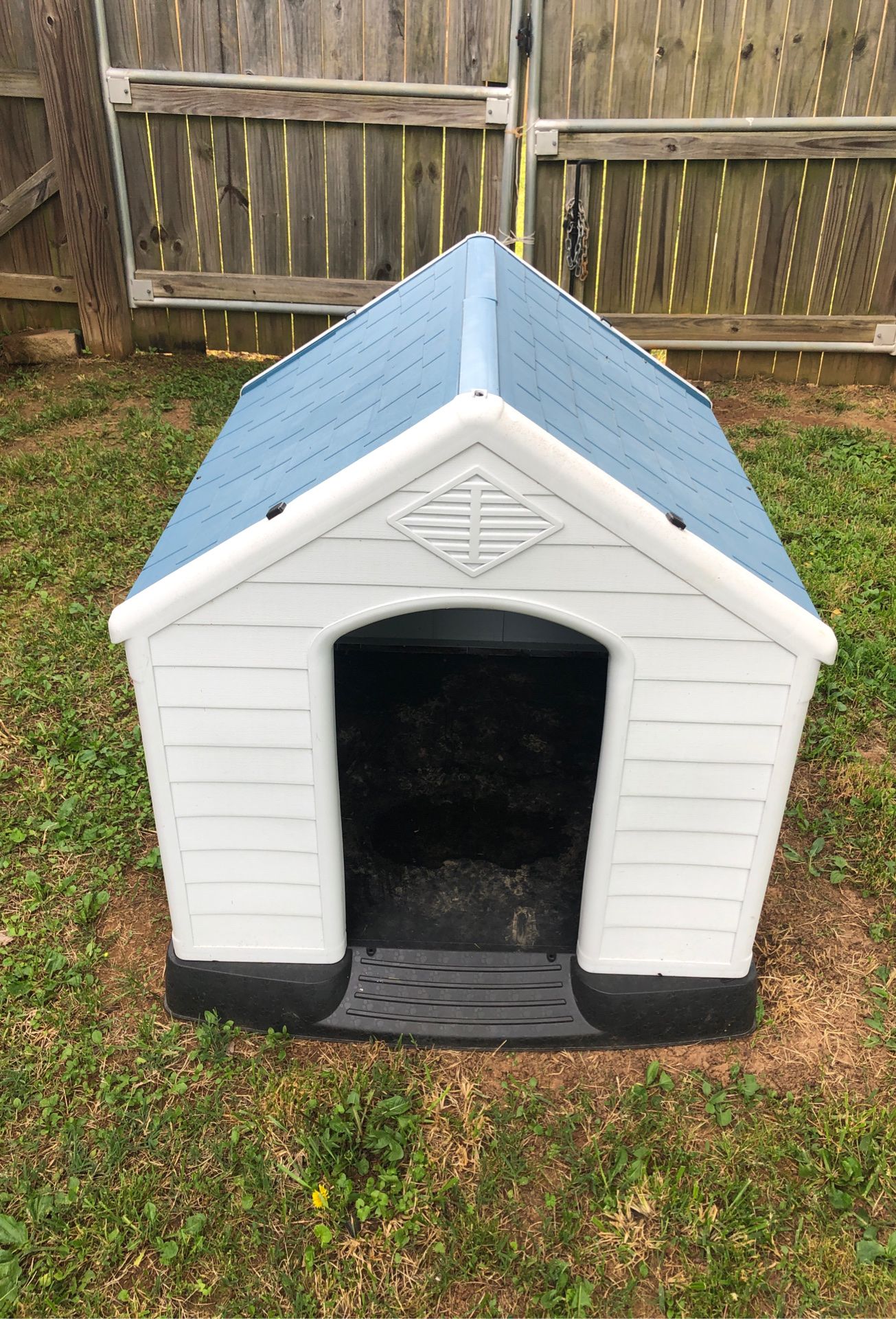 Dog house