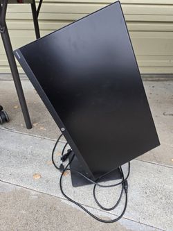 Rotating PC Monitor 24"