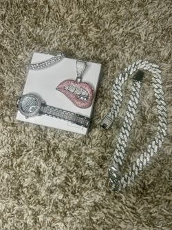 Fashion Jewelry Silver And Pink Chain
