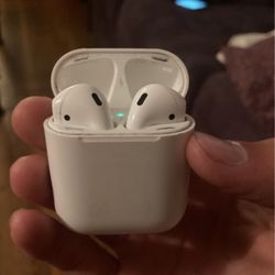 AirPods