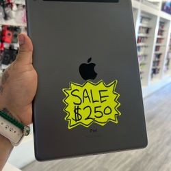 iPad 9th Gen 64GB Wifi&lte 