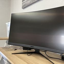 MSI 32” Curved 165Hz Gaming Monitor / Monitor Gamer