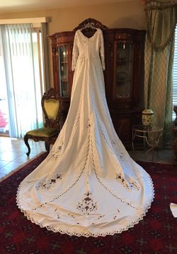 Wedding dress