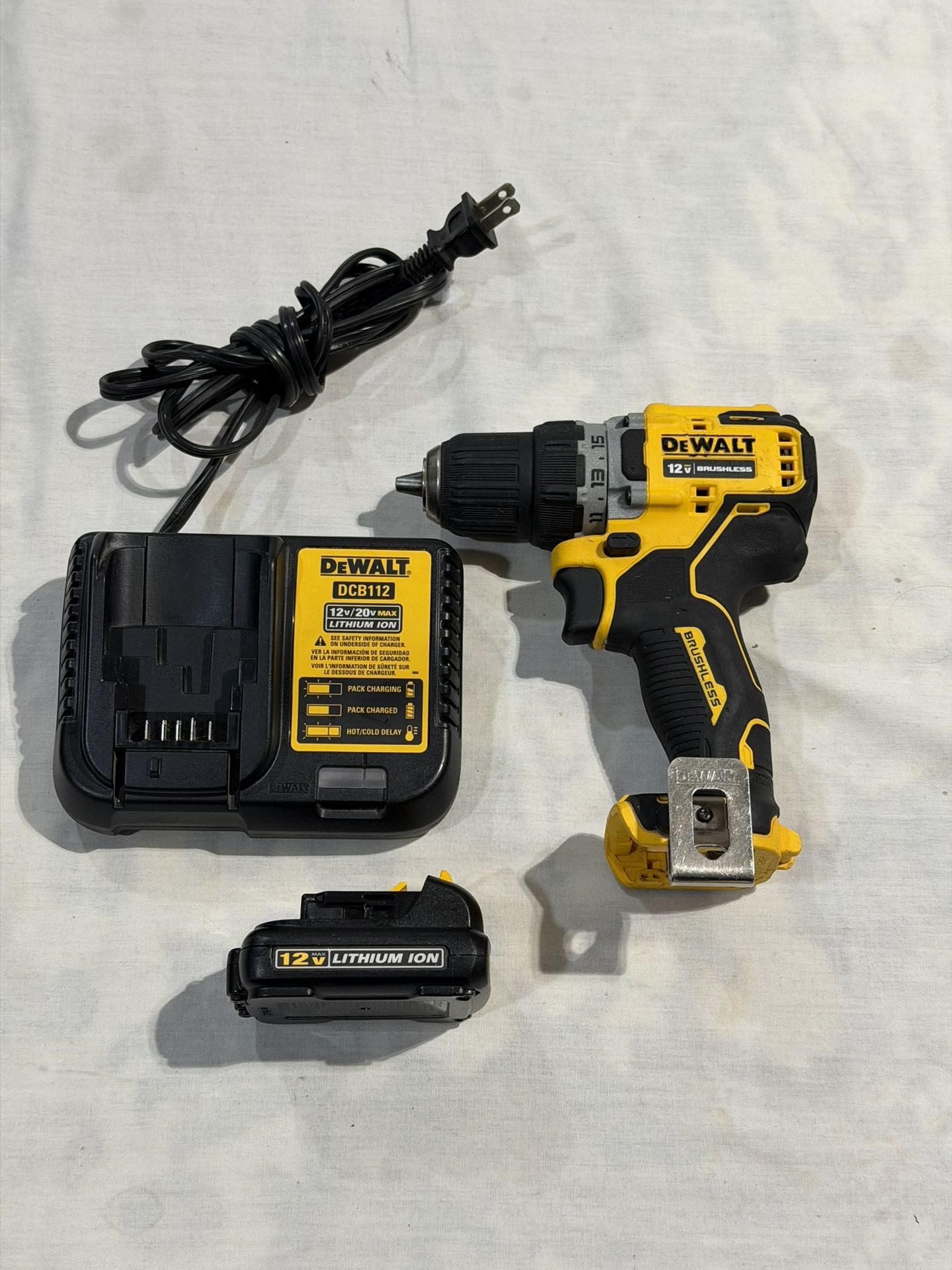 Dewalt 12v Max DCD701 3/8” Cordless Brushes Drill Driver + Battery & Charger