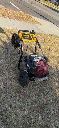 DeWalt 3600 PSI Gas Pressure Washer