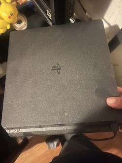 PS4 Slim