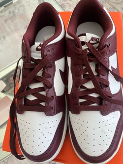 Men Nike Low Dunks “team red” size 9.5