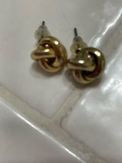Vintage Love Knot Earrings Gold for pierced ears