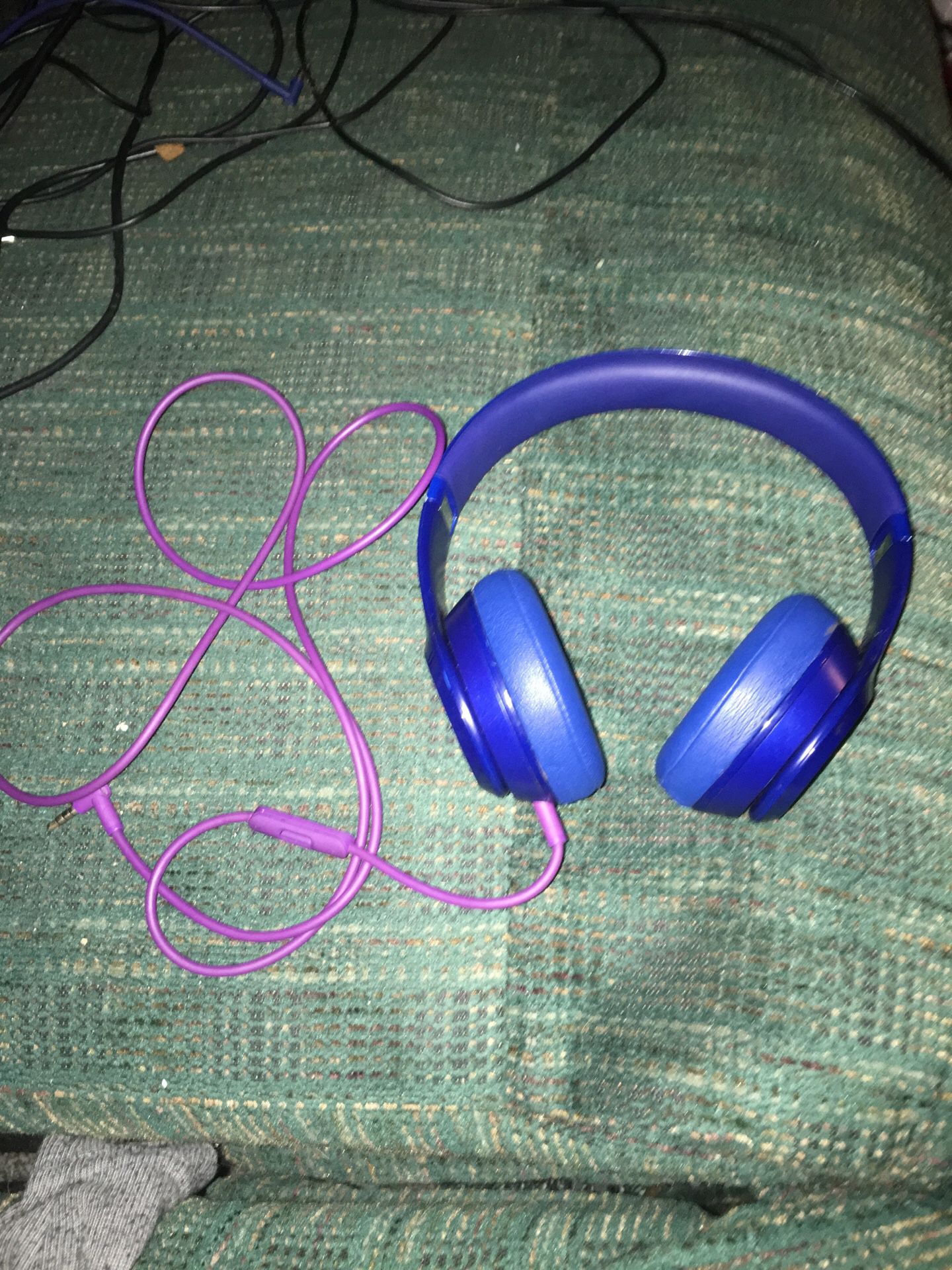 Beats solo 1 new and cheap