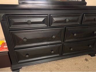 Queen bedroom set $150