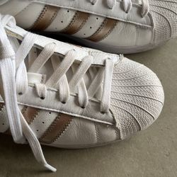 Adidas  Superstar 