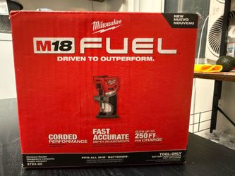 Milwaukee M18 Compact Router