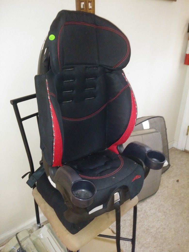 Even-flo Carseat/booster 2 In 1