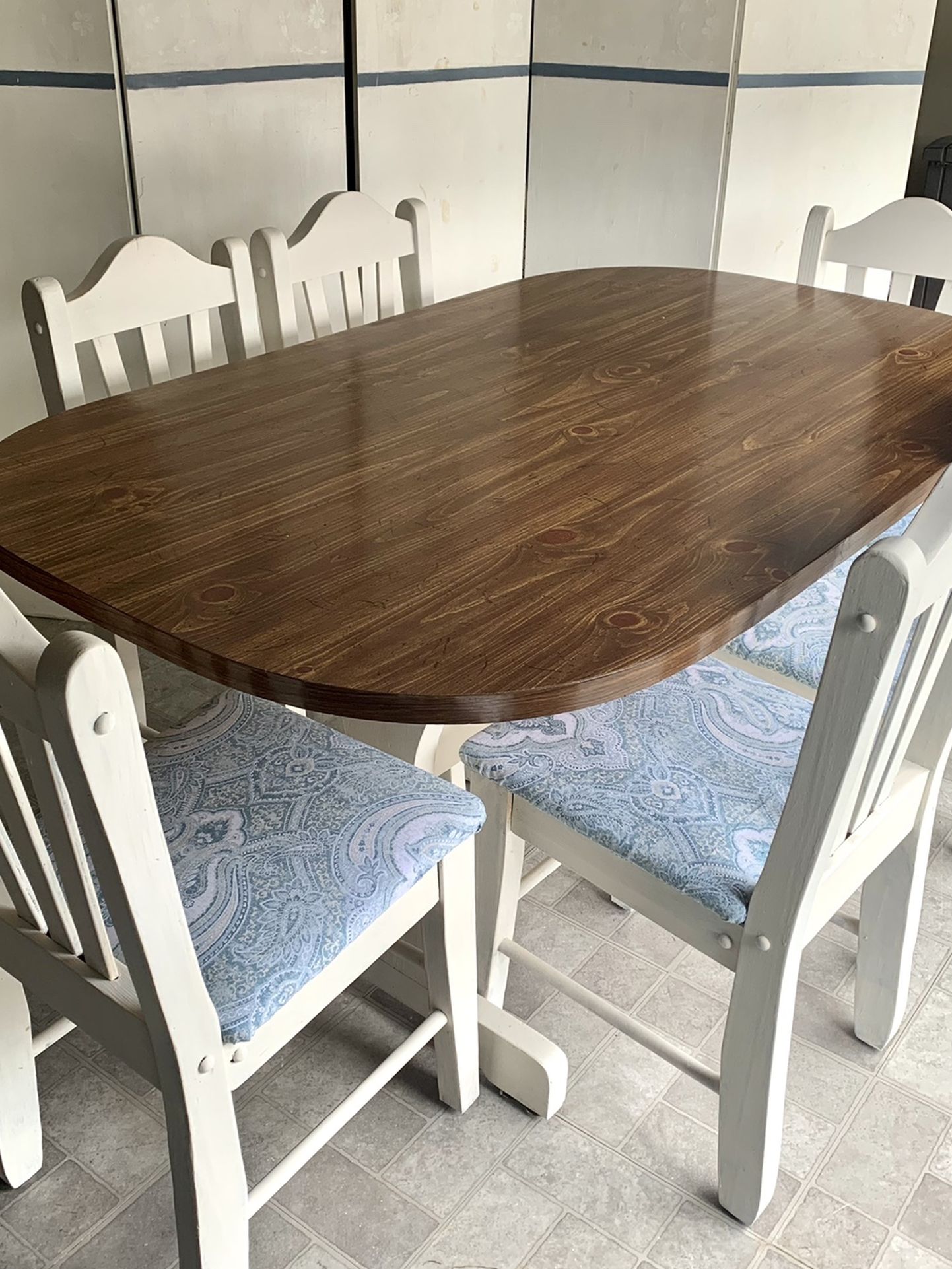 Six Seat Dinning set