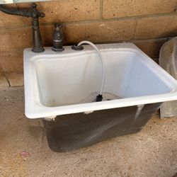 cast iron sink