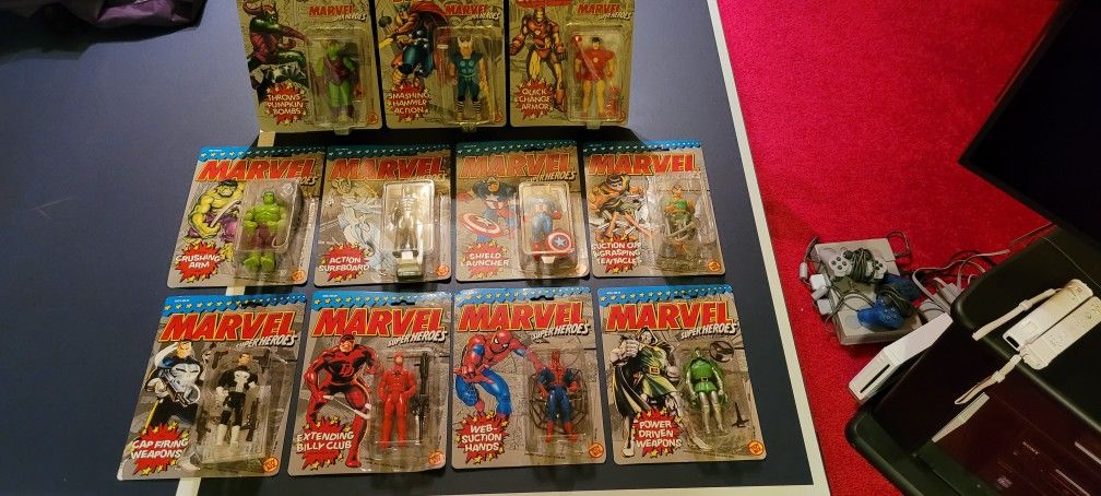 MARVEL SUPERHERO LOT!