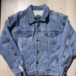 Men’s Denim Jacket (size Large)