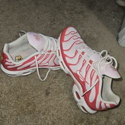 Size 8 Women Air Max