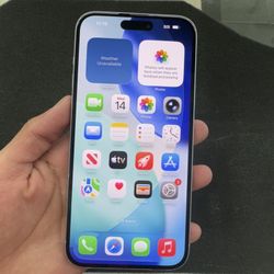Apple iPhone 15 Plus Unlocked 