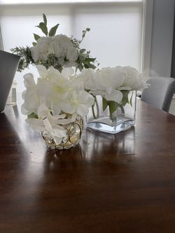 Set of 2 floral arrangement
