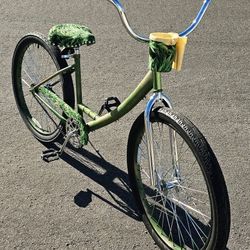 Custom Cruiser 