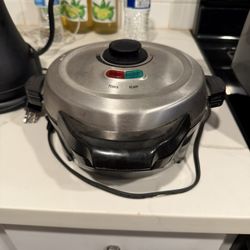 Waffle Maker 