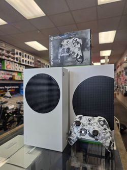 Xbox s 512gb on cash or on payments with$49 down to take home all credit welcome