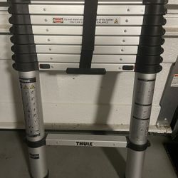 Thule EN131 Telescoping Ladder