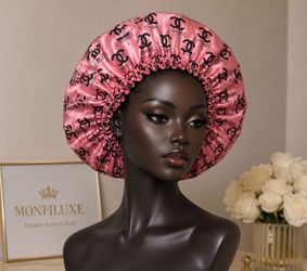 Beauty and bonnet