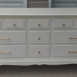 Gorgeous Haywood-Wakefield Oak Triple Dresser with 9 Drawers