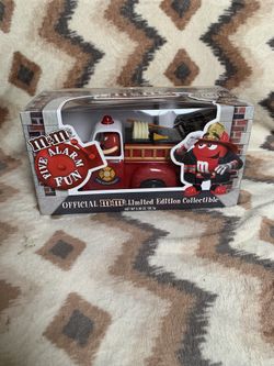 M&M’s Official Limited Edition LE Collectible FIRE TRUCK CANDY DISPENSER