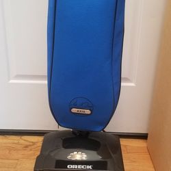 NEW cond ORECK COMMERCIAL 2SPEED VACUUM WITH COMPLETE ATTACHMENTS,AMAZING SUCTION WORKS EXCELLENT IN THE BOX 