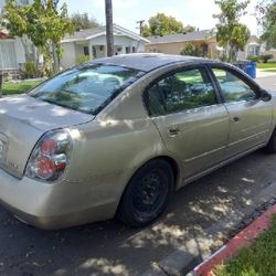 2005 Nissan Altima 