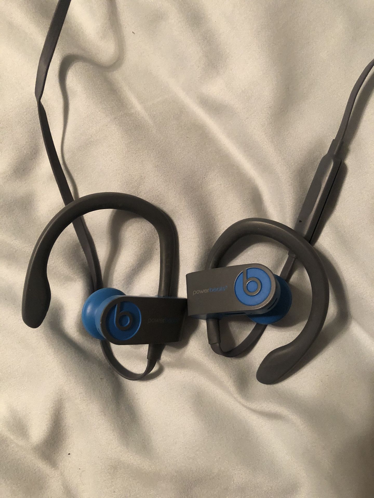 PowerBeats3 In Excellent Condition . Blue And Used Maybe 10 Times At Most! Works Amazing!