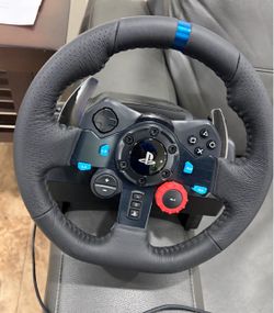 PlayStation wheel an pedals