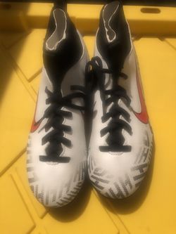 Soccer cleats
